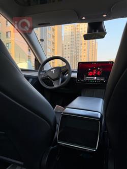 تێسلا مۆدێلی Y